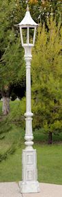 balboa lamp post with tudor lamp