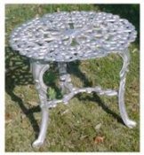 Hearts cast aluminum cocktail table with 3 legs, item A-5411
