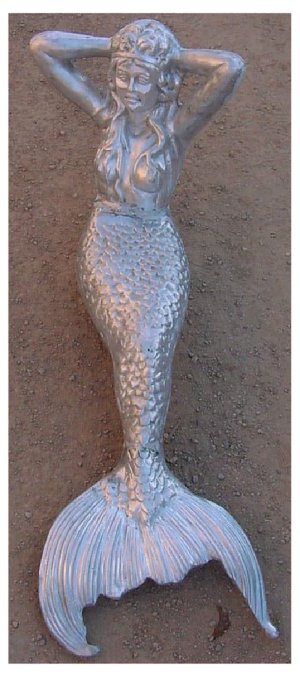 cast aluminum statue
